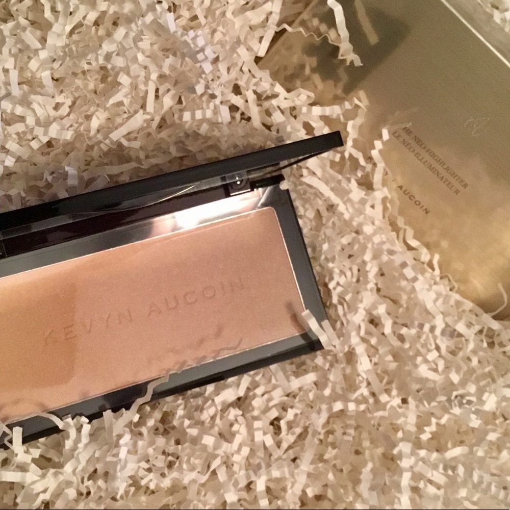 NIB! Kevyn Aucoin Neo Highlighter